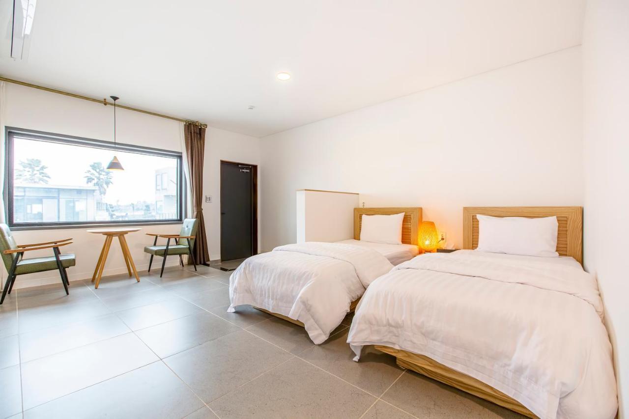 Lunamar Pension Jeju Luaran gambar