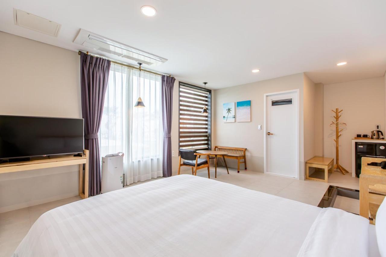 Lunamar Pension Jeju Luaran gambar